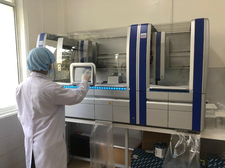 Cấp giấy chứng nhận đăng ký lưu hành đối với trang thiết bị y tế loại C, D phục vụ phòng, chống dịch COVID-19 trong trường hợp cấp bách (Sản xuất trong nước)